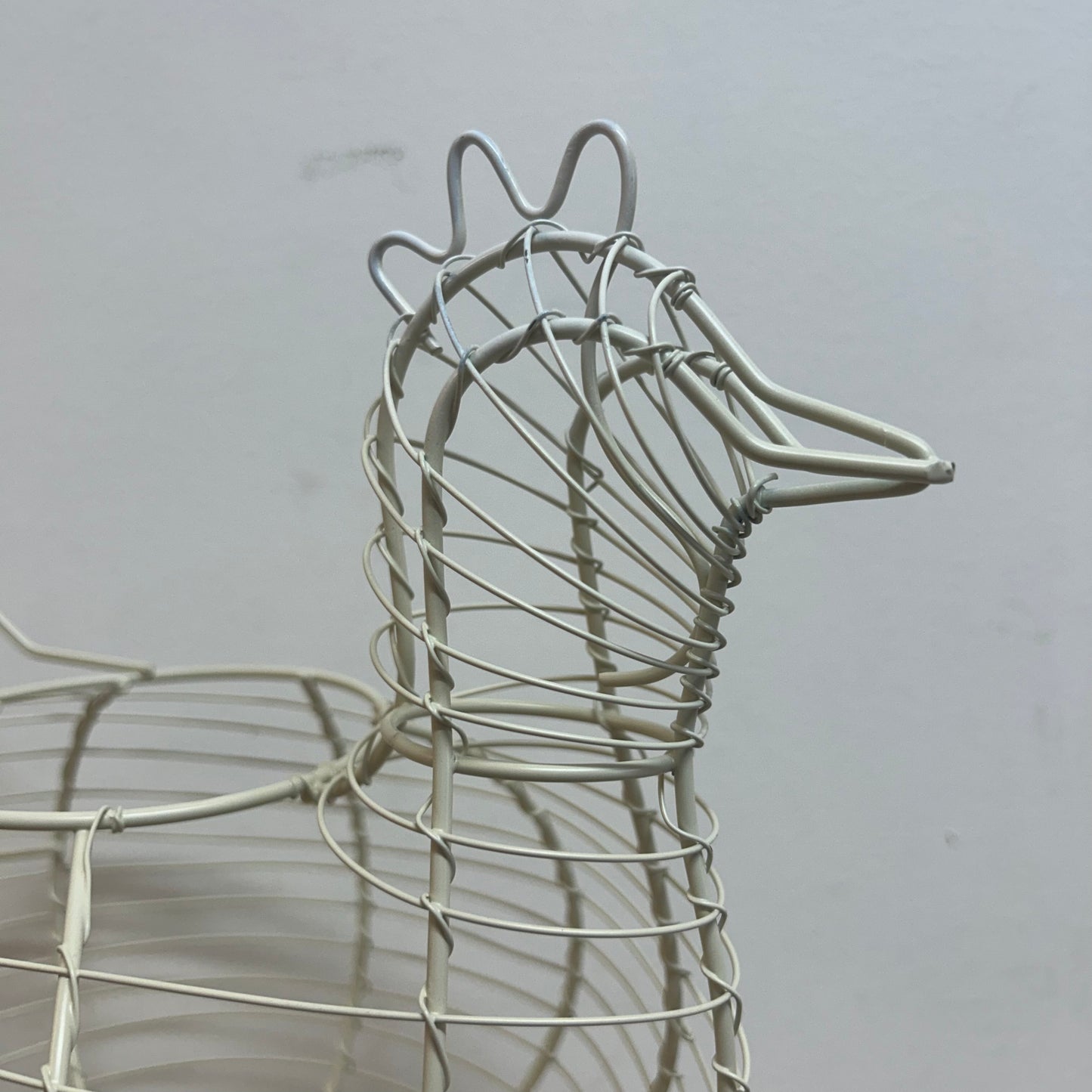 Charlie Chicken Metal Egg Basket
