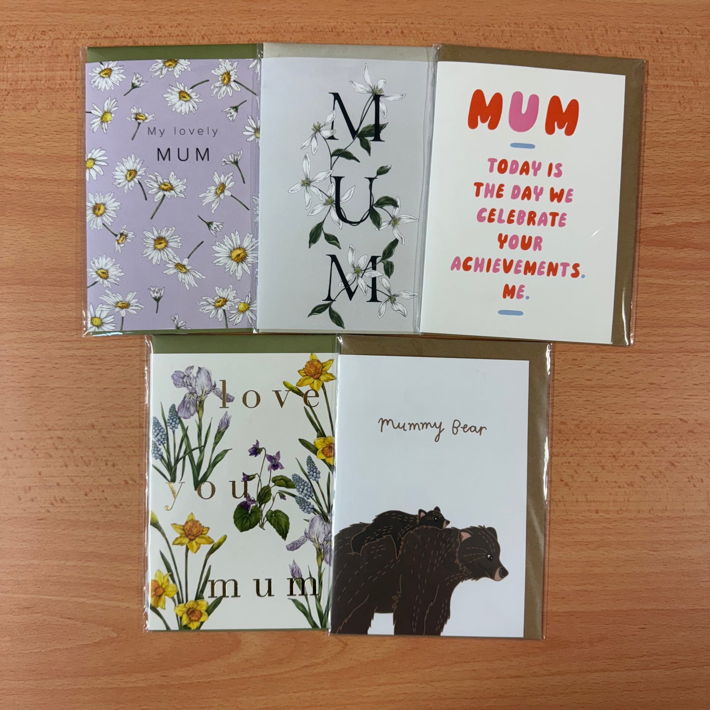Little Global Cards - Mum
