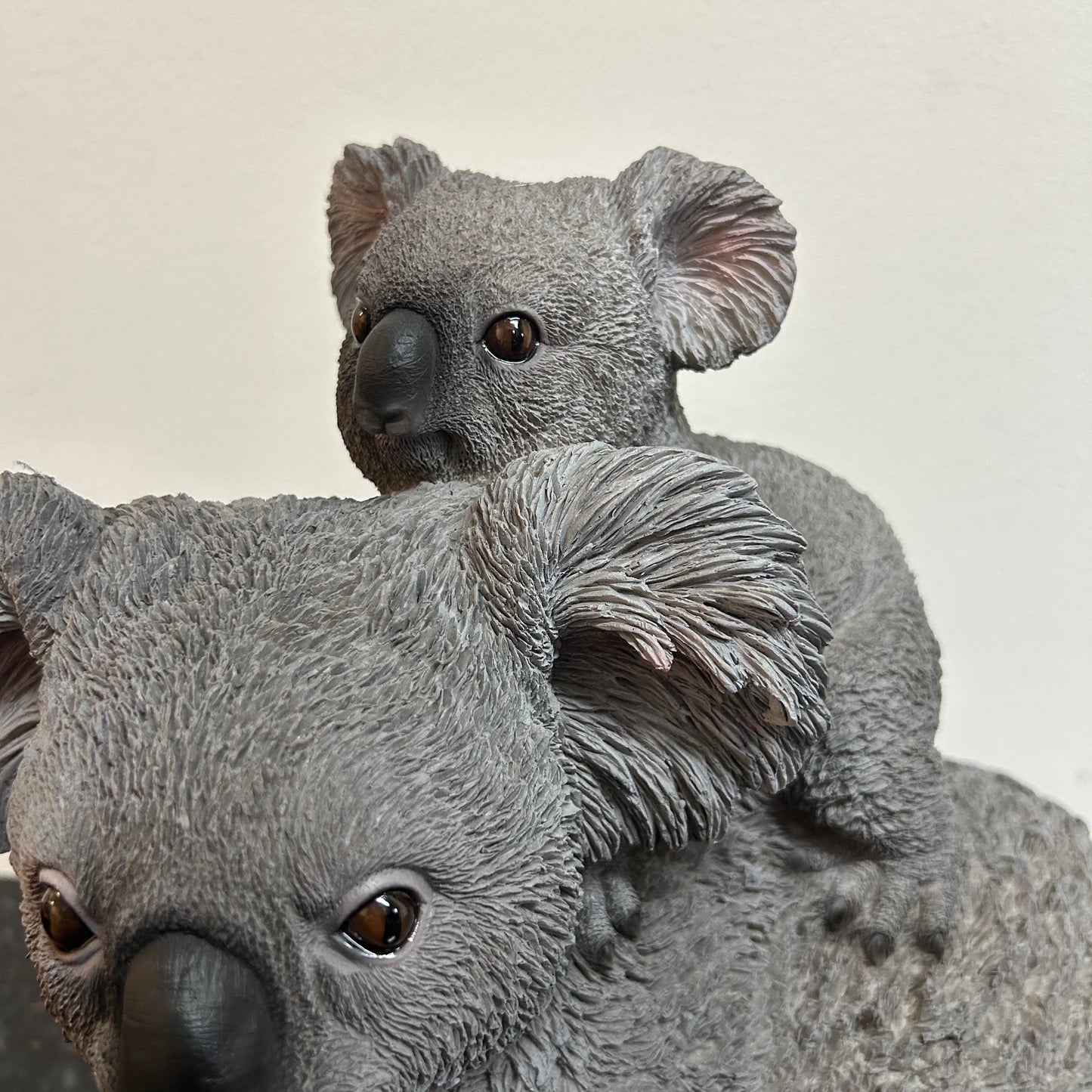 Koala Mum With Baby Statue