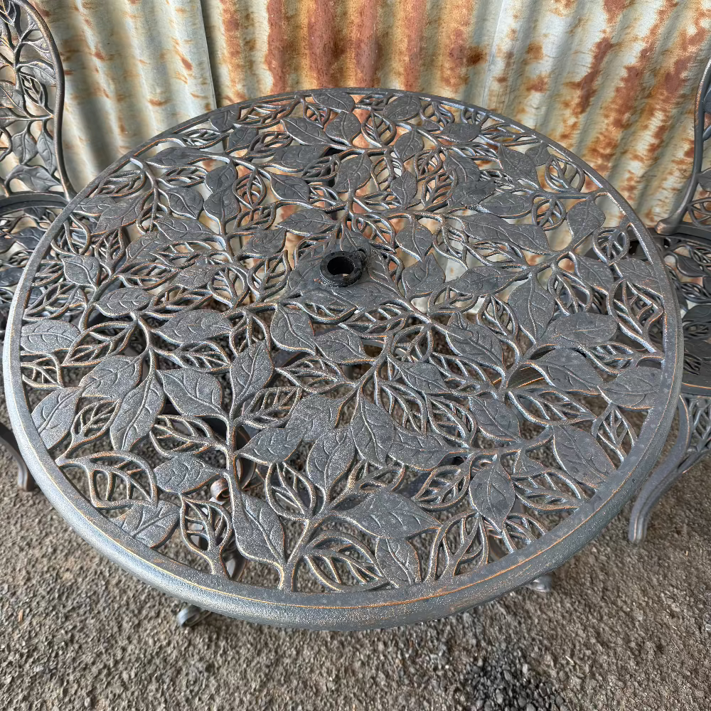 Cast Iron Garden Settings