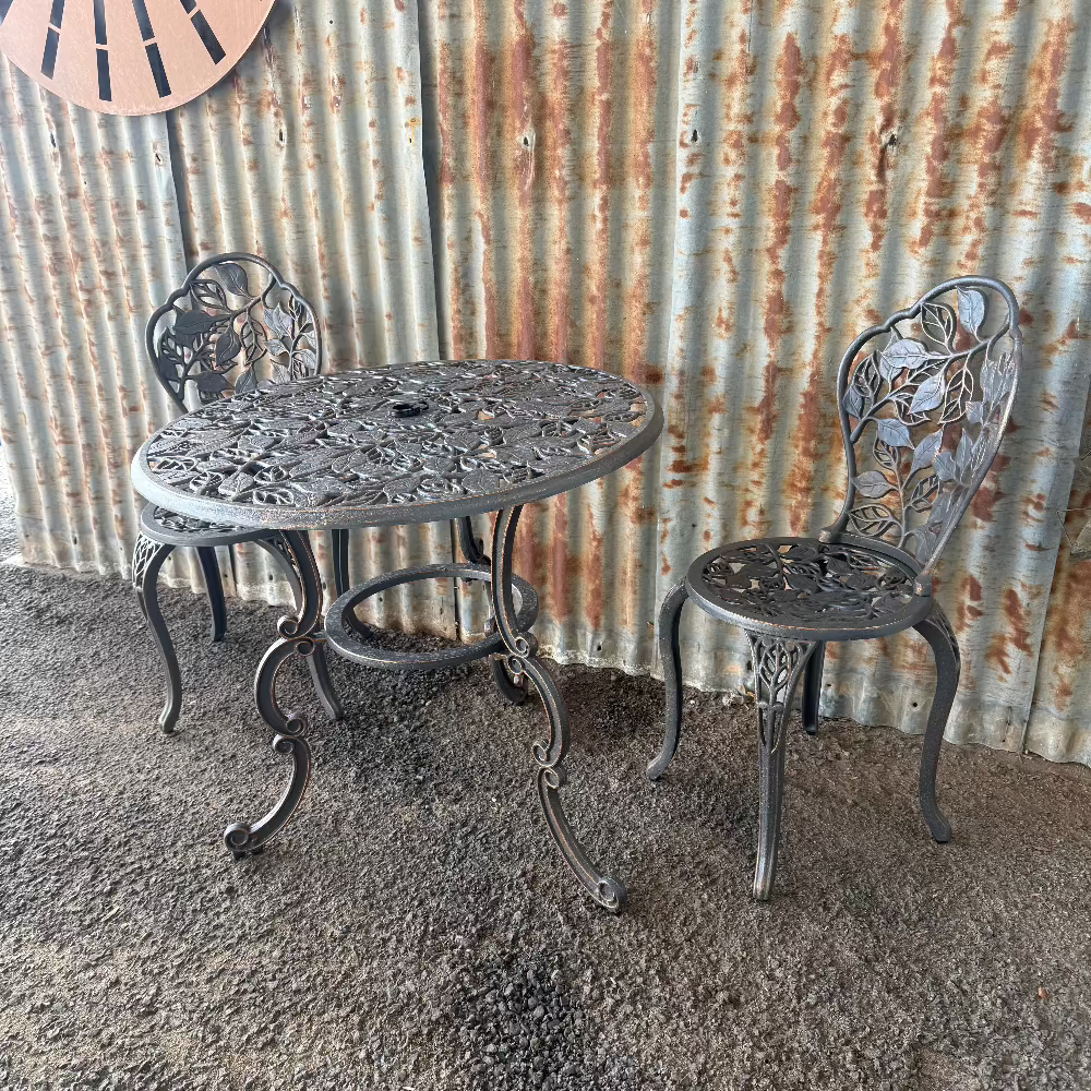 Cast Iron Garden Settings