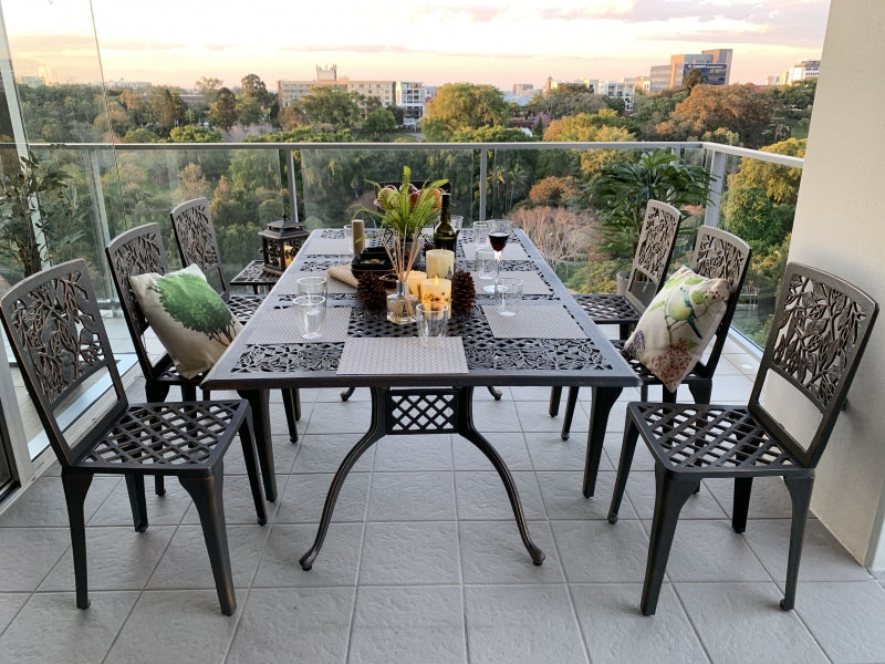 Cast Aluminium Table Setting 7 Piece