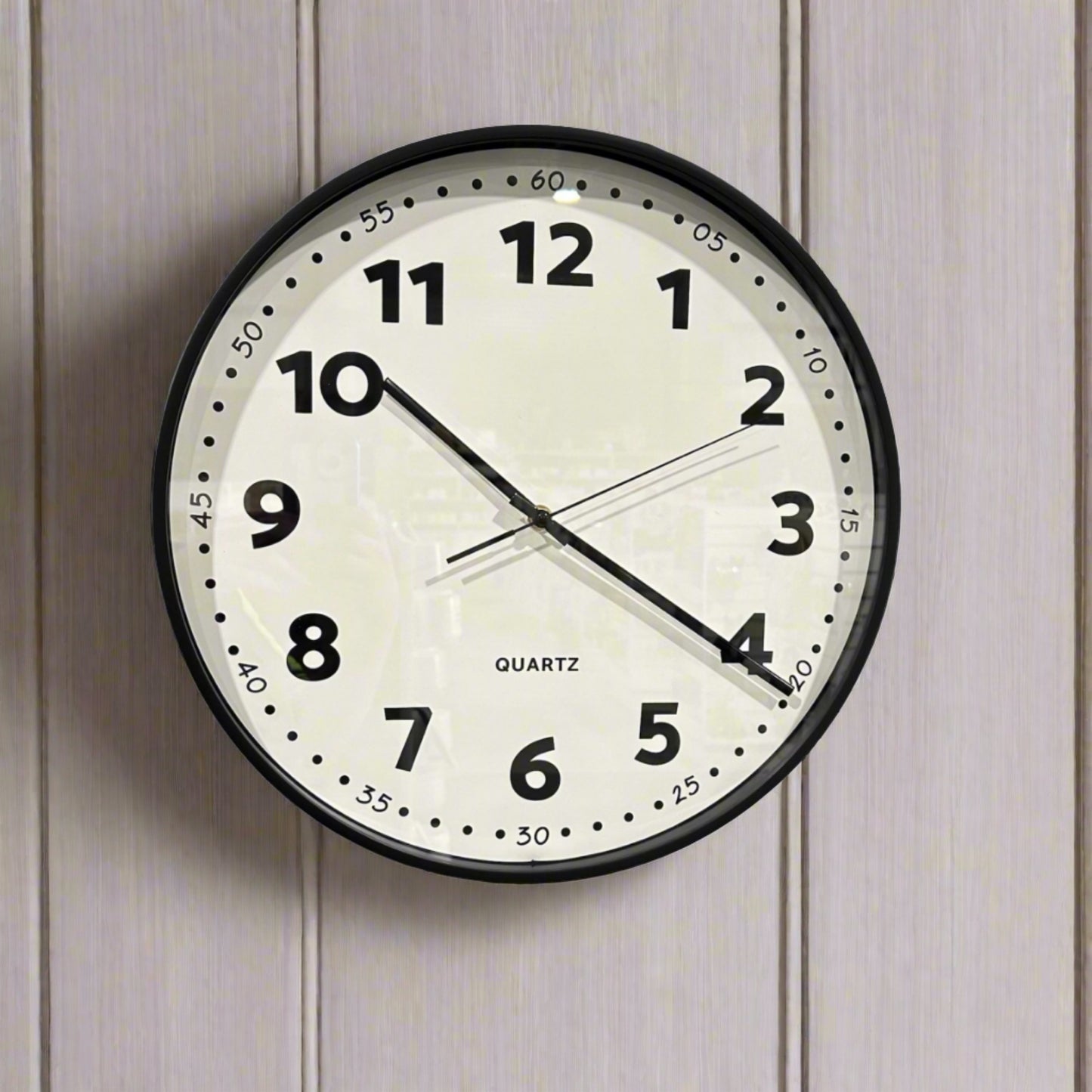 Quartz White Clock