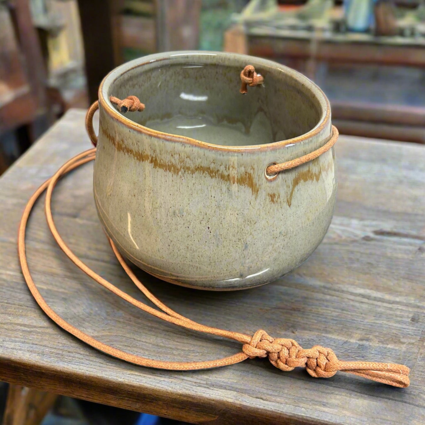 Toscana Hanging Pot