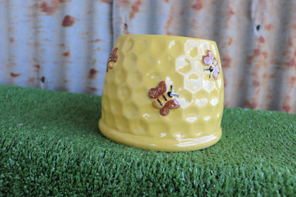 Bee Pot