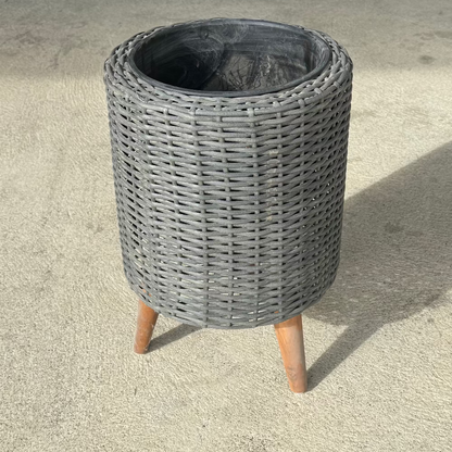 Arlo Plant Stand