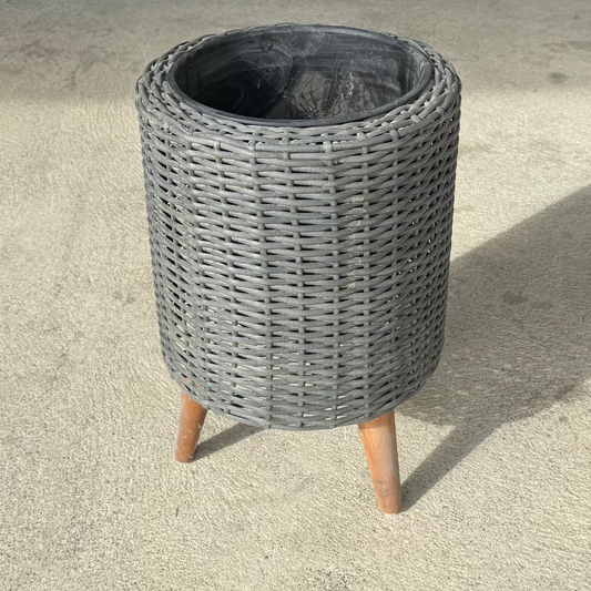 Arlo Plant Stand