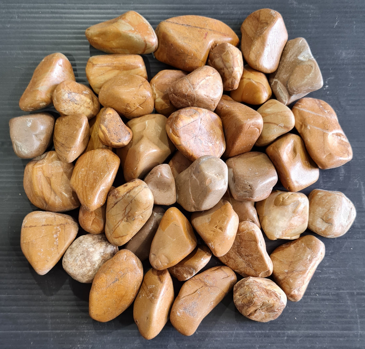 20kg Bagged - Polished Woodgrain Pebbles