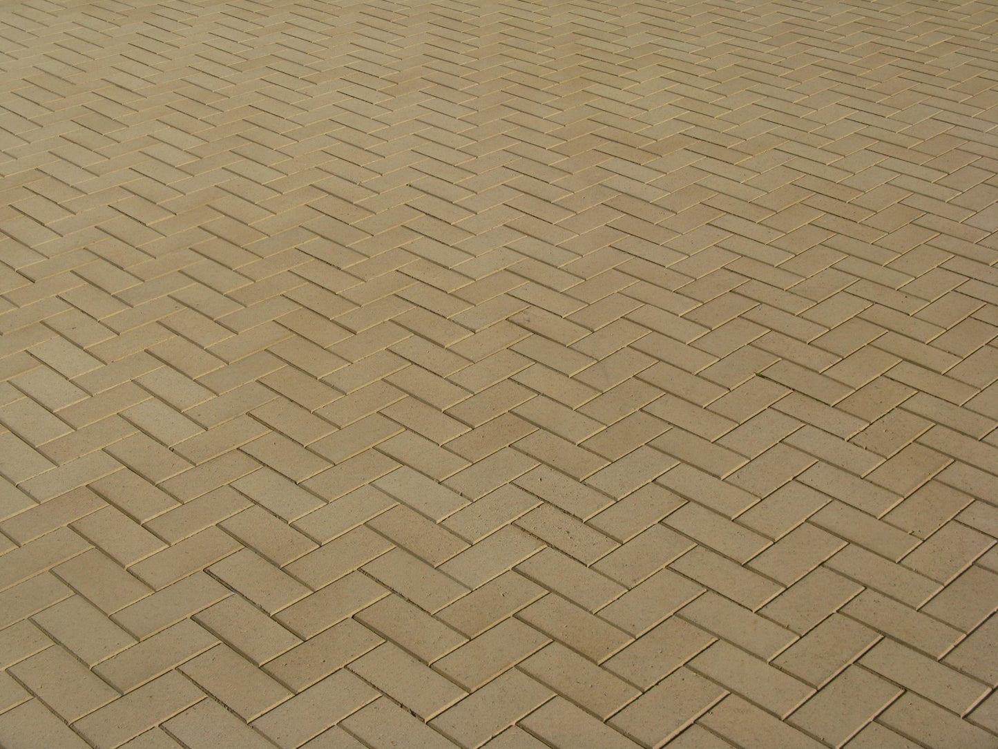 AdraPAVE Pavers