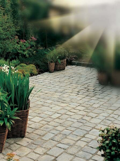 Bradstone Cobbles® Pavers